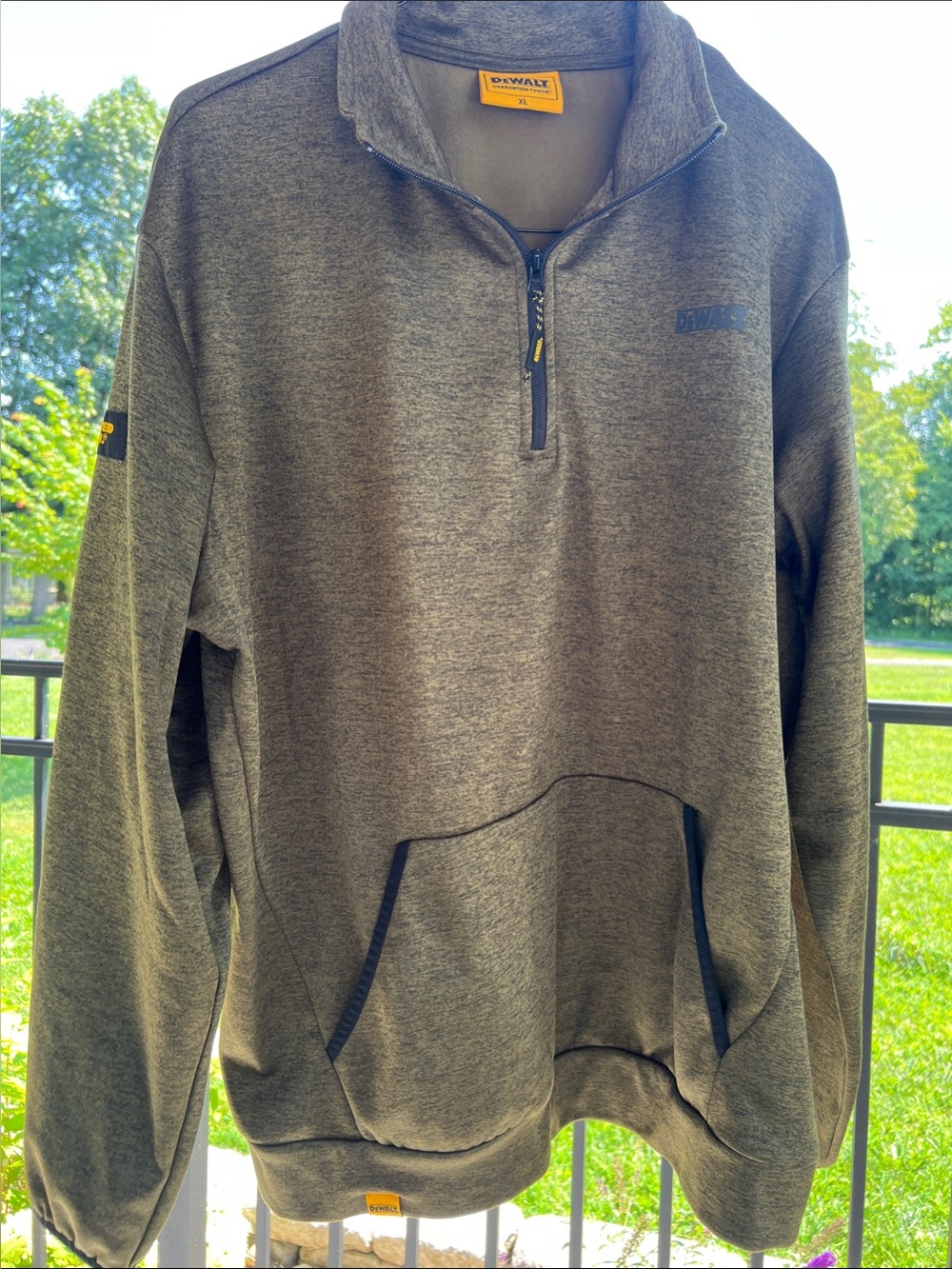 DeWALT Quarter-Zip Pullover in Olive-yellow/ Gray